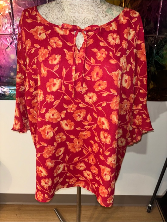 Maggie Mcnaughton Tops - Tie-Neck Floral Blouse in Red and Orange